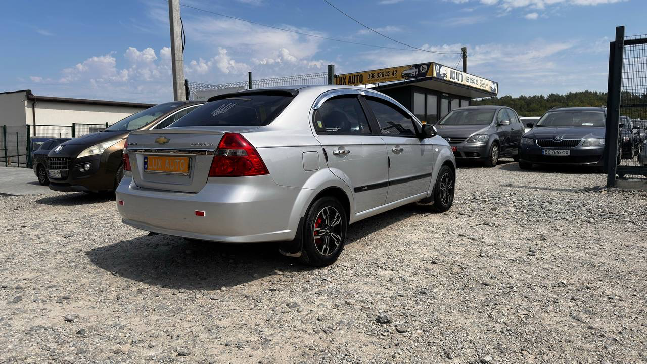 Chevrolet Aveo 7
