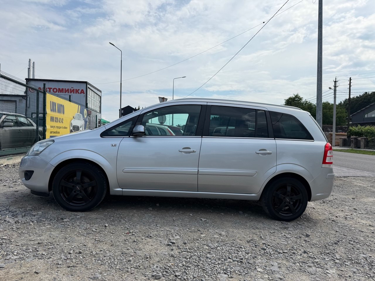 Opel Zafira 4