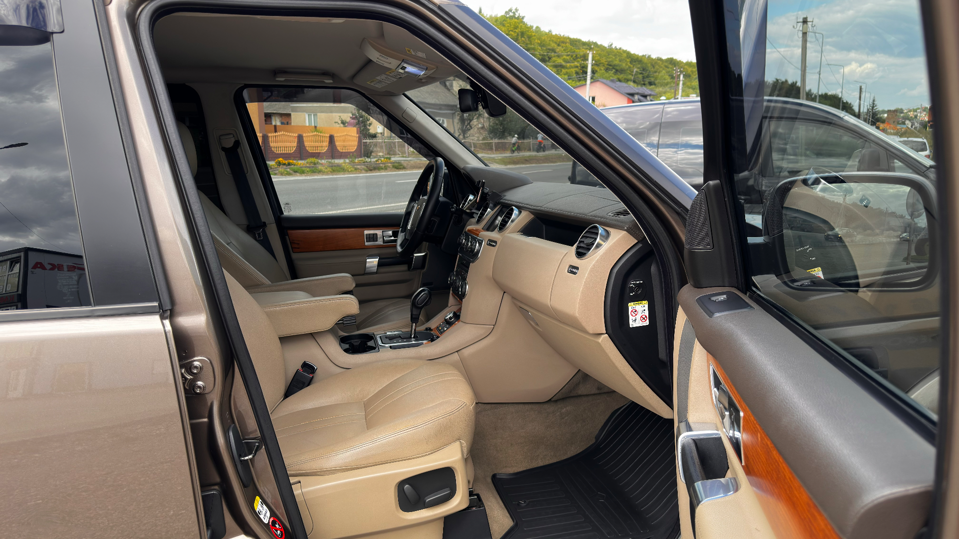 Land Rover Discovery 4 8