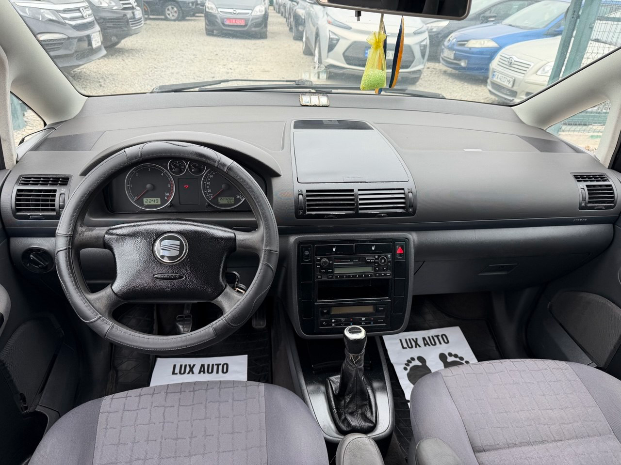 Seat Alhambra 8