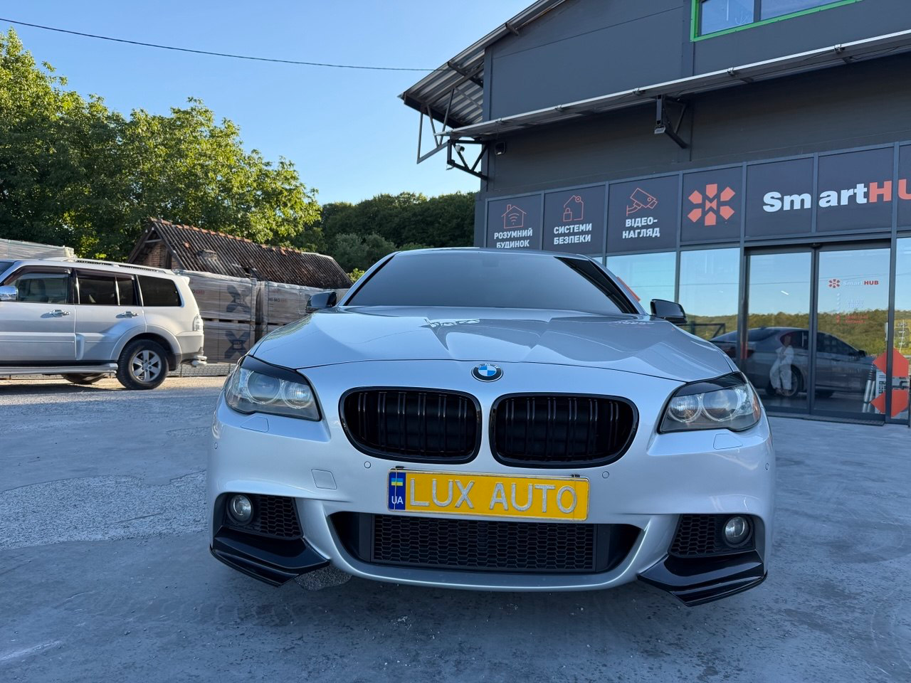 BMW 528
