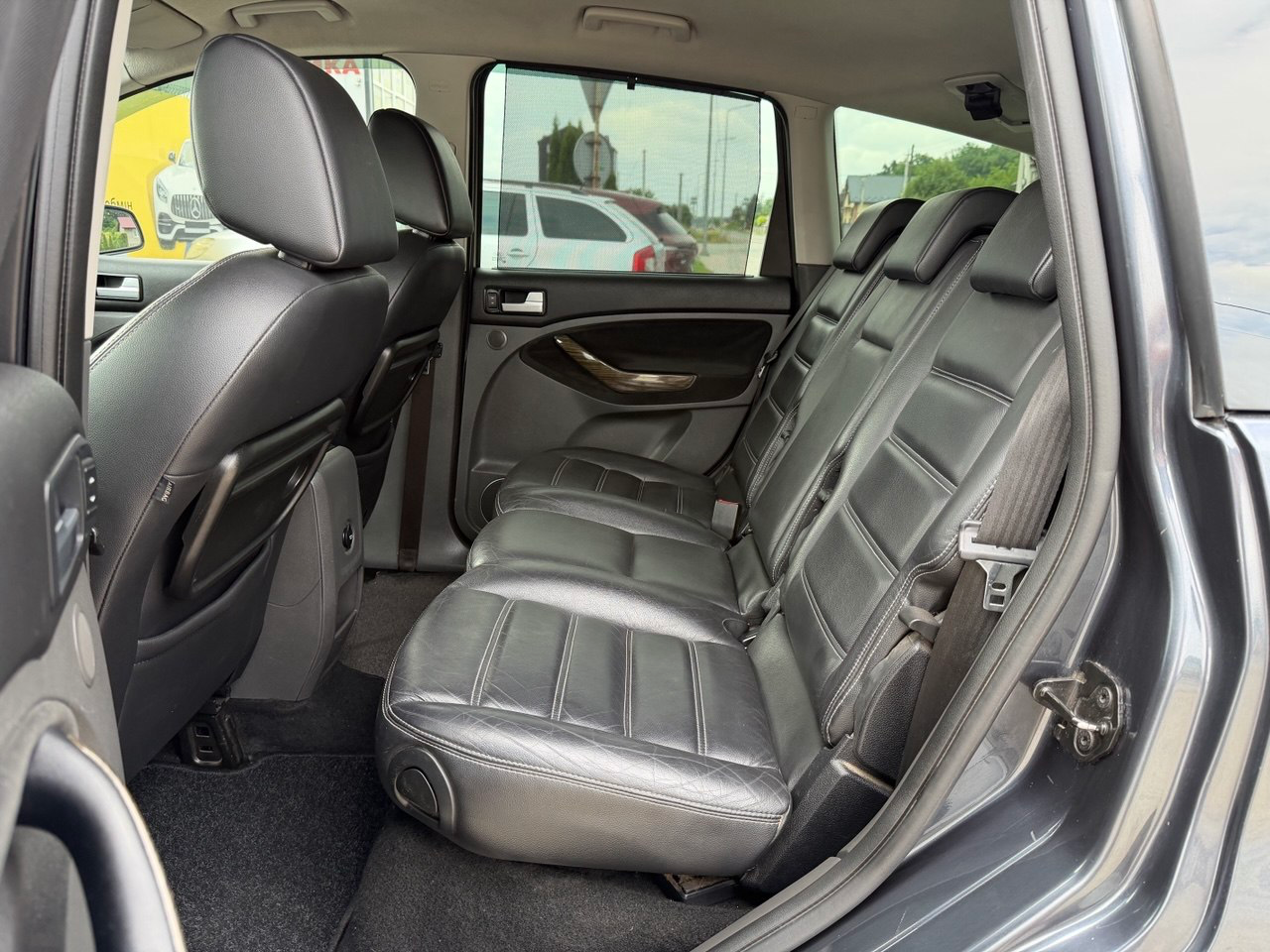 Ford C-MAX 12