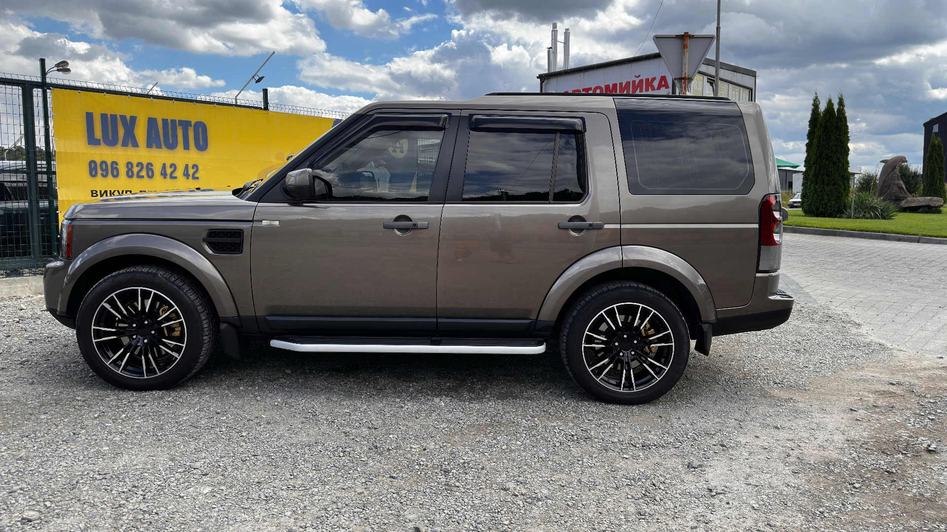 Land Rover Discovery 4 6